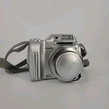 READ Fujifilm Finepix 2800 Zoom Digital Camera  No Memory Card