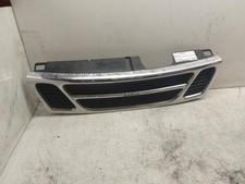 Calandre Saab 900