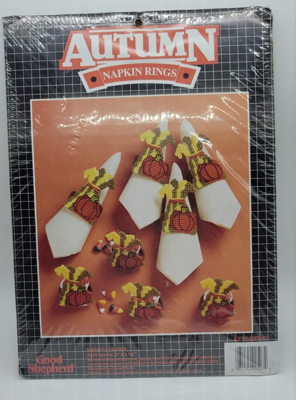 Vintage 1991 Plastic Canvas Kit Autumn Harvest Favors Napkin Rings Pumpkin 