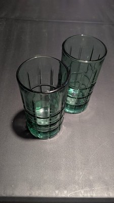 Vintage Anchor Hocking Tarten Emerald Green Glass 6'' Set Of 2