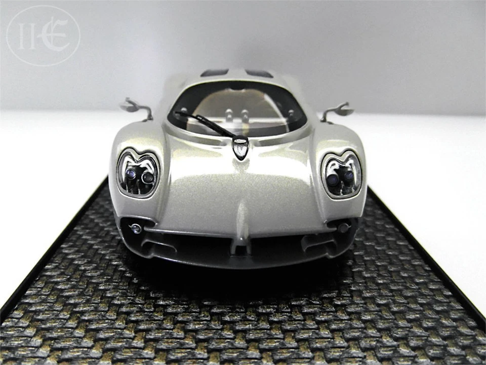 Pagani Utopia - grigio rinascimento - BBR Models - 1:43 - BBRC274 - Immagine 3 di 4