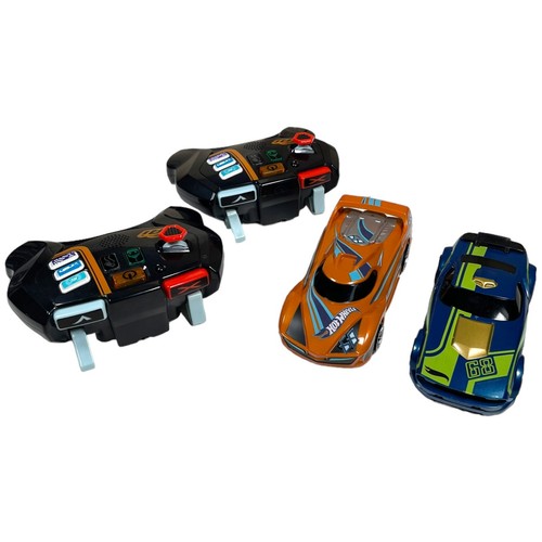 HOT WHEELS Ai SMART CARS - Intelligent Race System 3 CARS & 3 CONTROLLERS 2.4GHz - Picture 6 of 16