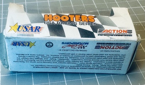 Vtg Hal Goodson #16 1996 Pontiac Hooters Diecast NASCAR New In Box - Picture 2 of 2