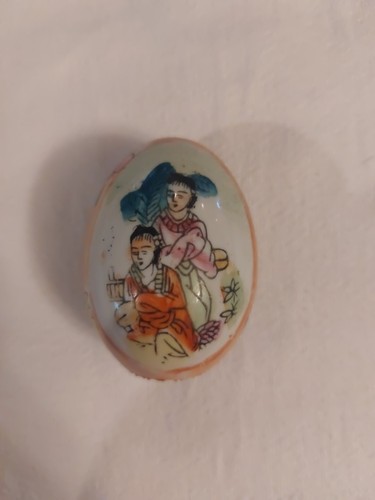 Set of 6 Vintage Japanese Satsuma Hand Painted Porcelain Eggs With Stands - Picture 7 of 18