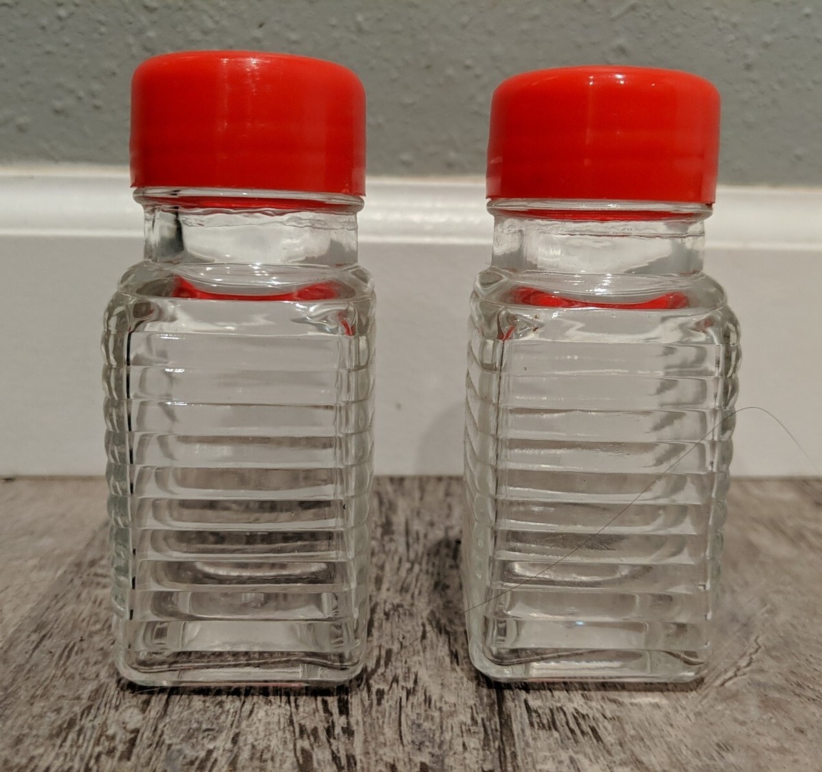 Vintage Square Clear Glass Salt or Pepper Shaker Red Plastic Lid