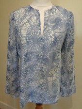 TORY BURCH BLUE AND WHITE ABSTRACT LEAF PRINT TUNIC - SIZE SMALL