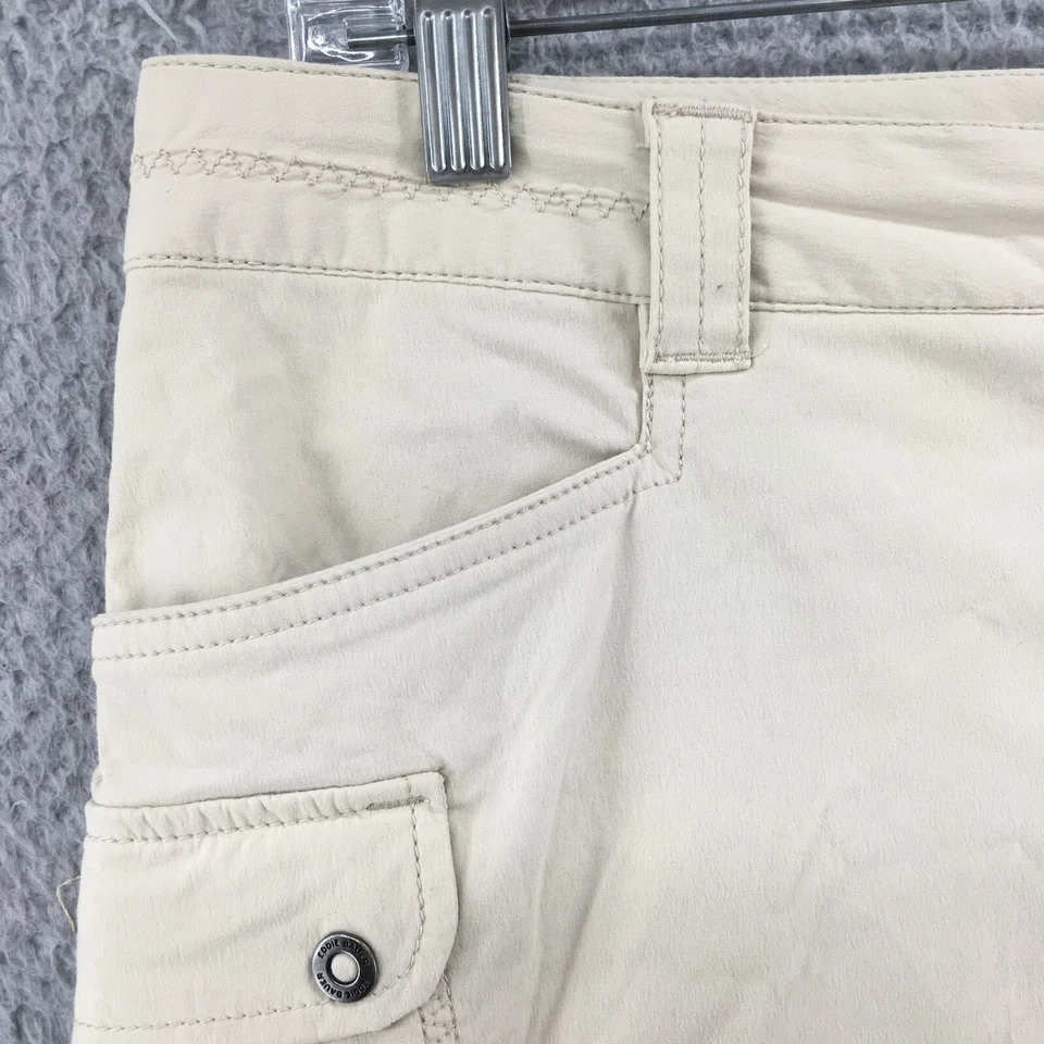Eddie Bauer Cargo Shorts Womens 8 (actual 34x4) Beige Mid Rise Flat Front Button - Image 4 of 4