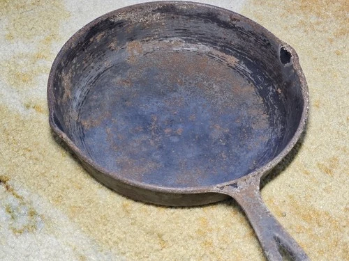 Vintage BSR  Cast Iron Skillet 10 1/4 w/Heat Ring No 8-B (7) Made In USA