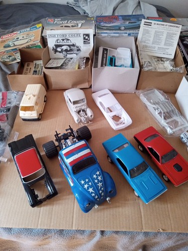 Oldtimer Modellauto Konvolut Schrottplatz Teile und Sets