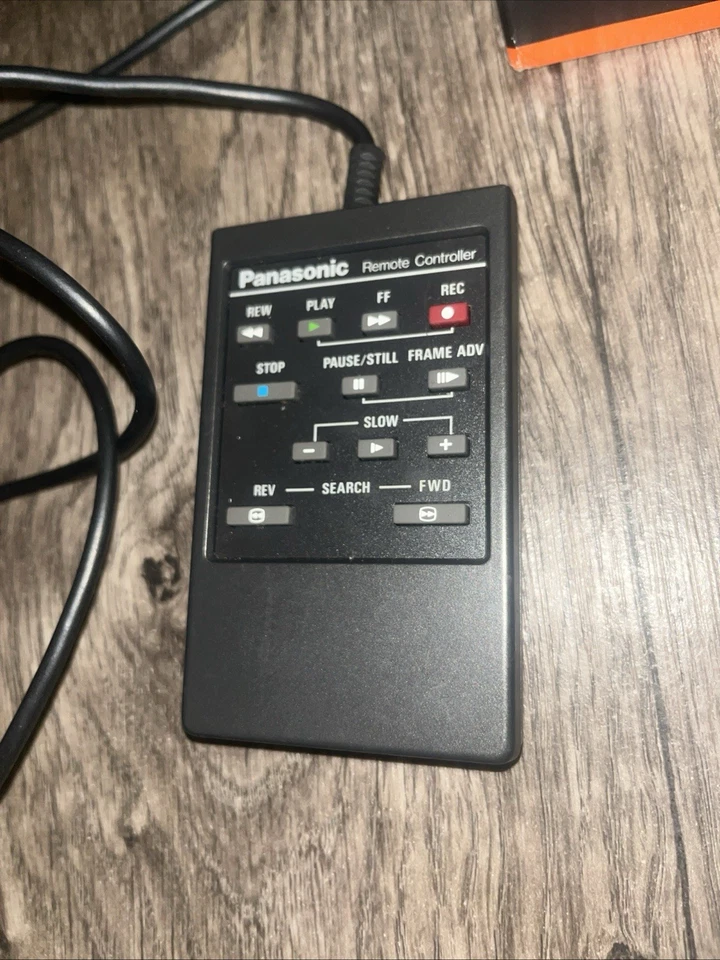 Panasonic NV-4000 VHS-C Recorder Deck mit NV-B48 Adapter, Fernbedienung & Akkupack - Bild 3 von 4