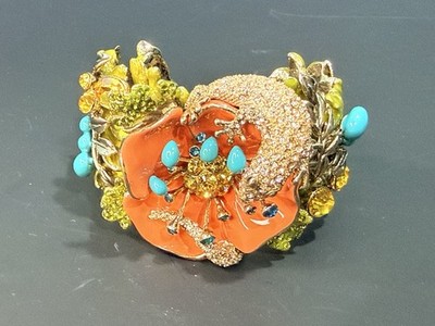 ROBERTO CAVALLI HAUTE COUTURE ENAMEL CRYSTAL LIZARD CUFF BANGLE BRACELET GOLD