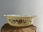 Pyrex Gold Oval Casserole Dish w/ Divided Serving Platter Lid 045 2.5 Qt Vintage