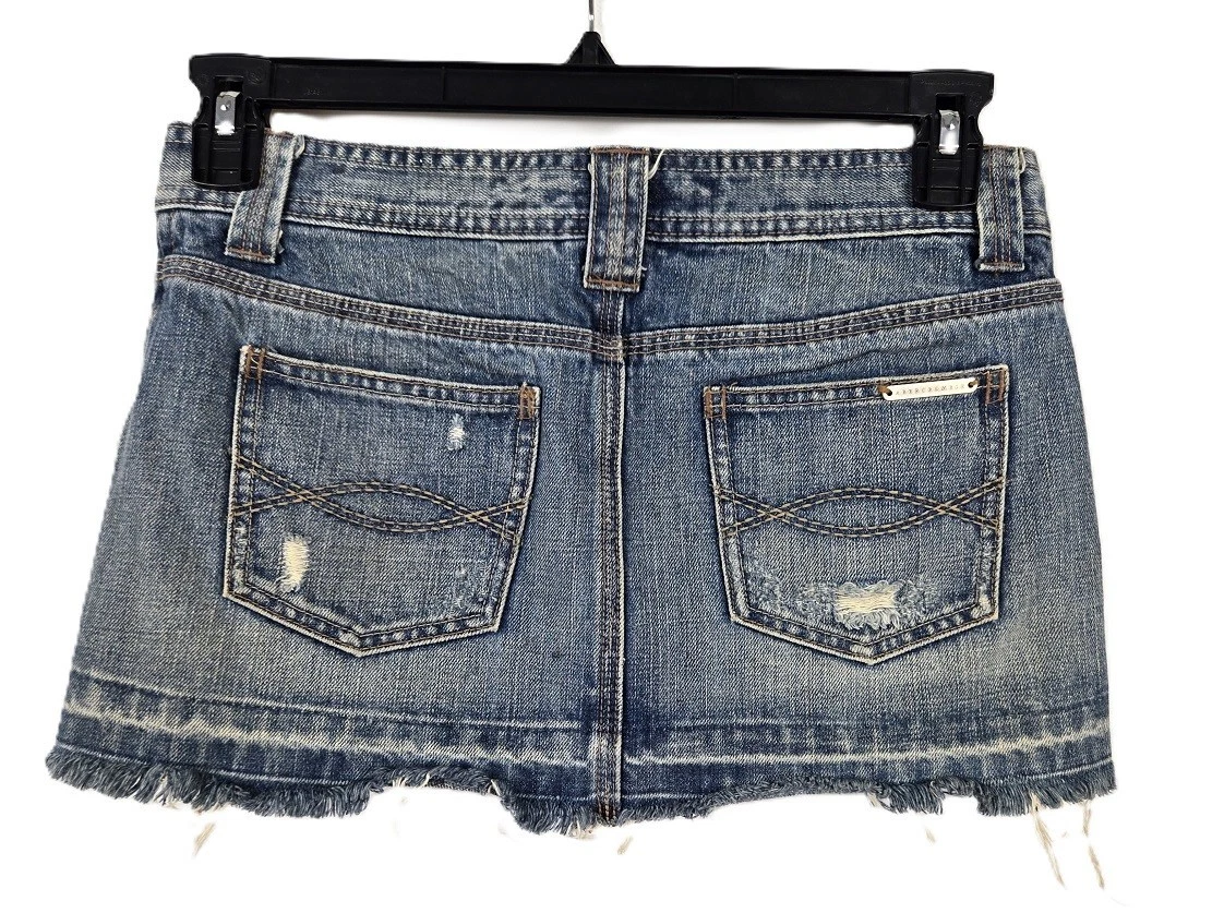 Abercrombie and Fitch distressed raw hem Denim Mini Skirt Size 0
Opens in a new window or tab