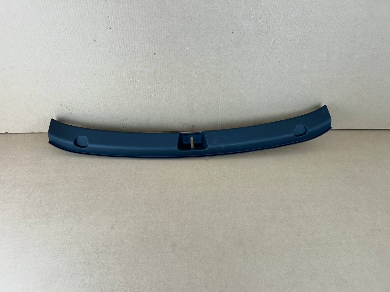 ✅Model Y Rear Trunk Lock Latch Sill Molding Trim Cover Panel 1494631-00C /broken