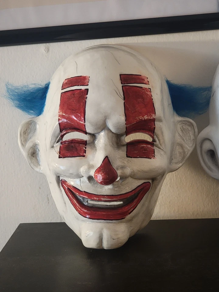 The dark Knight film joker clown mask prop replica set - Image 4 of 4