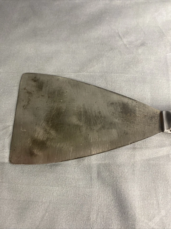 Vintage Red Devil Putty Knife Scraper Wood Handle Brass Pins USA 3” P1 3S - Image 4 of 4