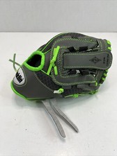 Franklin Shok Sorb 10.5 " Model 22756 Youth Baseball Glove Right Hand Throw