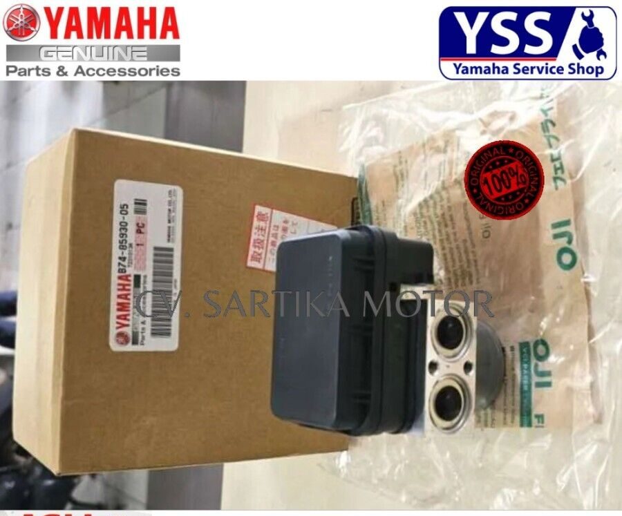XMAX300 リモートコントロールユニット B74 ヤマハ 純正 中古 バイク 部品 割れ欠け無し 機能的問題なし 品薄 希少品 NVX 車検 Genuine 17 バイク XMAX300 リモートコントロールユニット B74 ヤマハ 純正 バイク