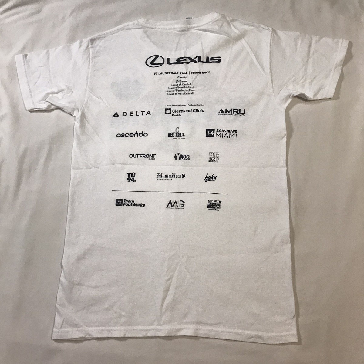 Lexus Corporate Run 2024 Shirt Adult Small White Graphic Print