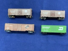 4 Piece HO Scale Freight Cars