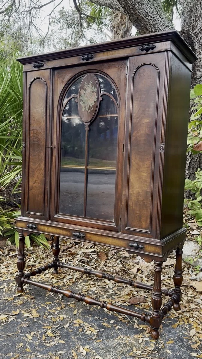Antique 1910s–1920s Display Cabinet – Floral Leaded Glass China