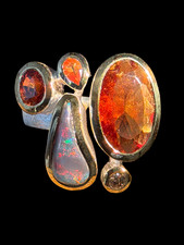 مقتنيات Hessonite Opal