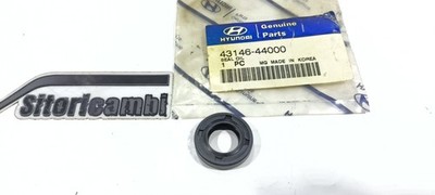 Original Gearbox Oil Seal For HYUNDAI GALLOPER H100 PAJERO PORTER NIS