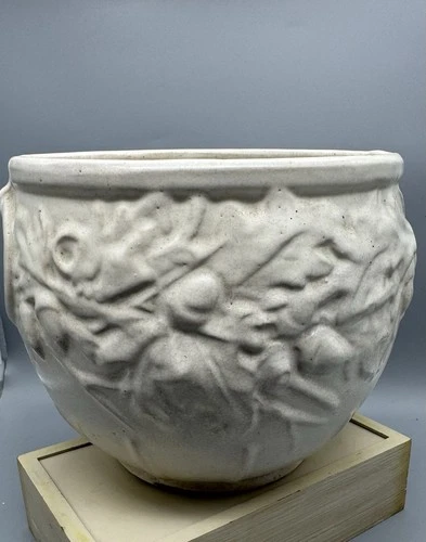 McCoy Acorn Leaves Jardiniere Planter Matte  White 7.5" USA Art Pottery 1930’s