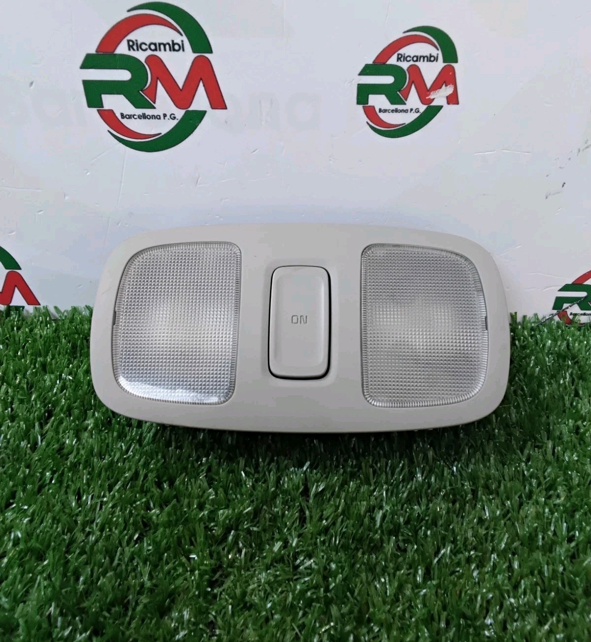 PLAFONIERA INTERNA POSTERIORE KIA SOUL 2014-2016 (92850-B2000)