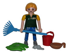 Playmobil Zoo Veterinarian Woman w/ little mouse Vet - C44 - Discontinued