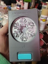 EK Paper Punch Snowflake Pre-owned