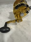 Avet HXW5/2 Two-Speed Lever Drag Reel,left hand Retrieve GOLD with Cover — photo 4