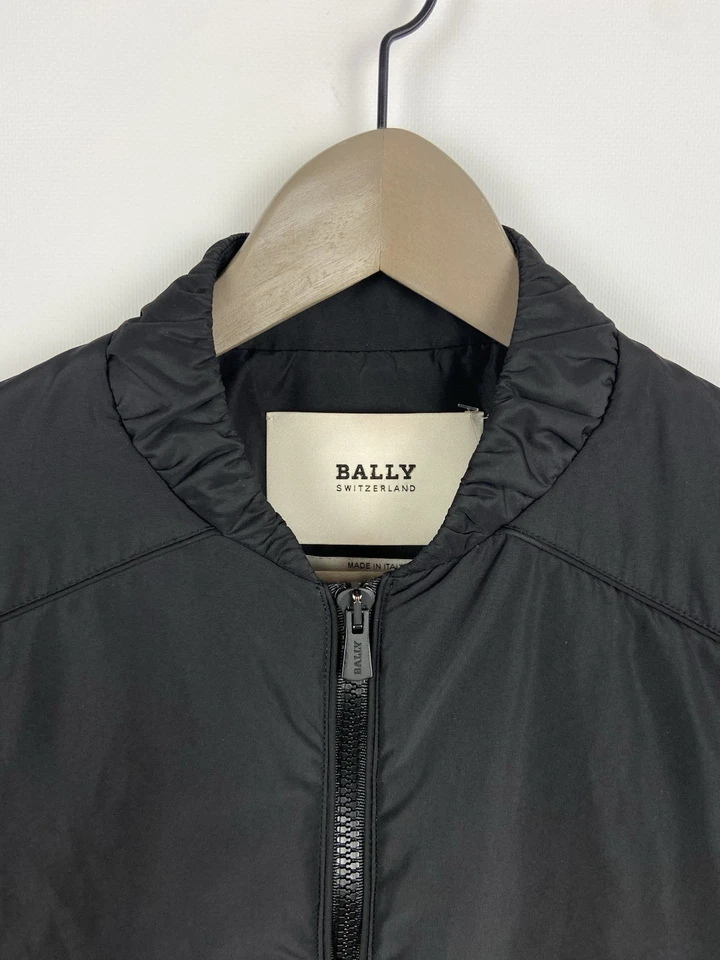 Женская черная куртка-пуховик BALLY нейлон легкий гусиный пух размер S/US4/IT40 - Изображение 3 из 4