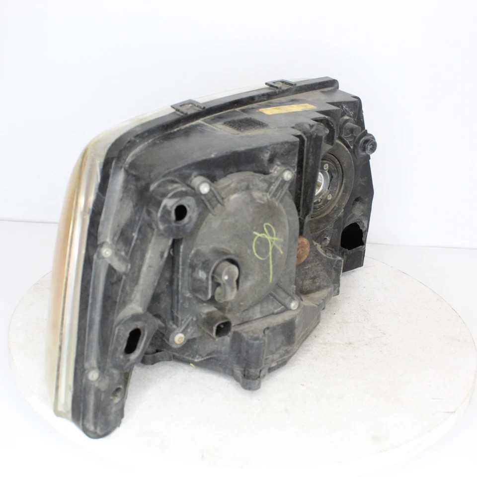 2004 Lincoln Aviator Left Headlamp Assembly Part Number - 114-00738L - Image 4 of 4