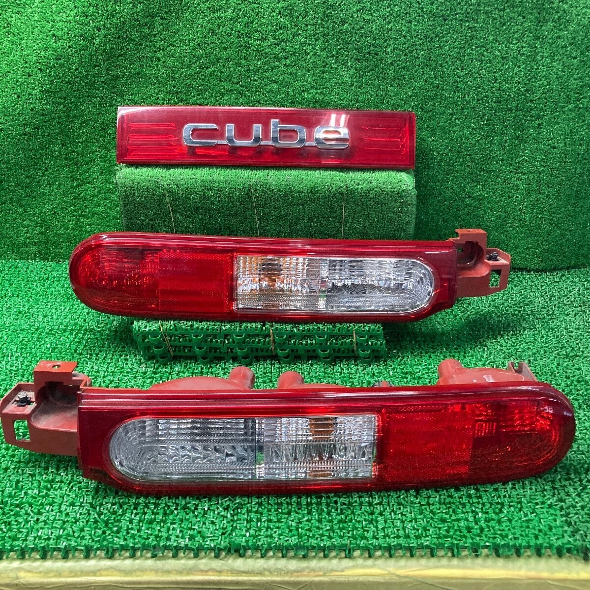Nissan Cube Z12 NZ12 Genuine Tail Lights Rear Lamps Set JDM OEM | eBay