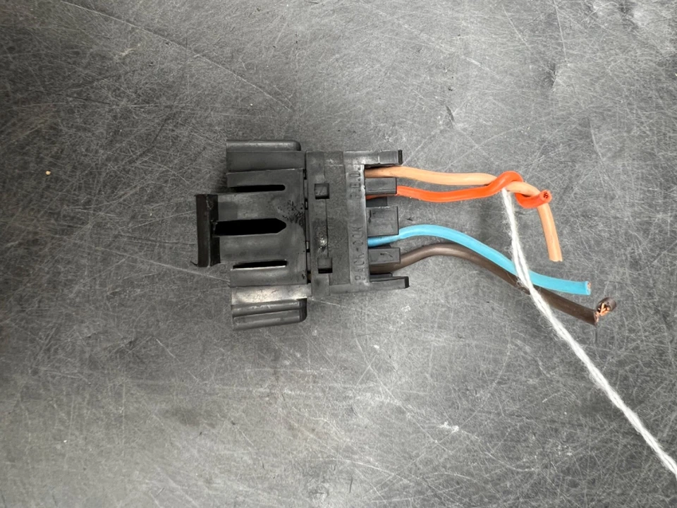 1975-1987 Buick Riviera OEM Climate Control Module Pigtail Wiring Harness  - Image 4 of 4