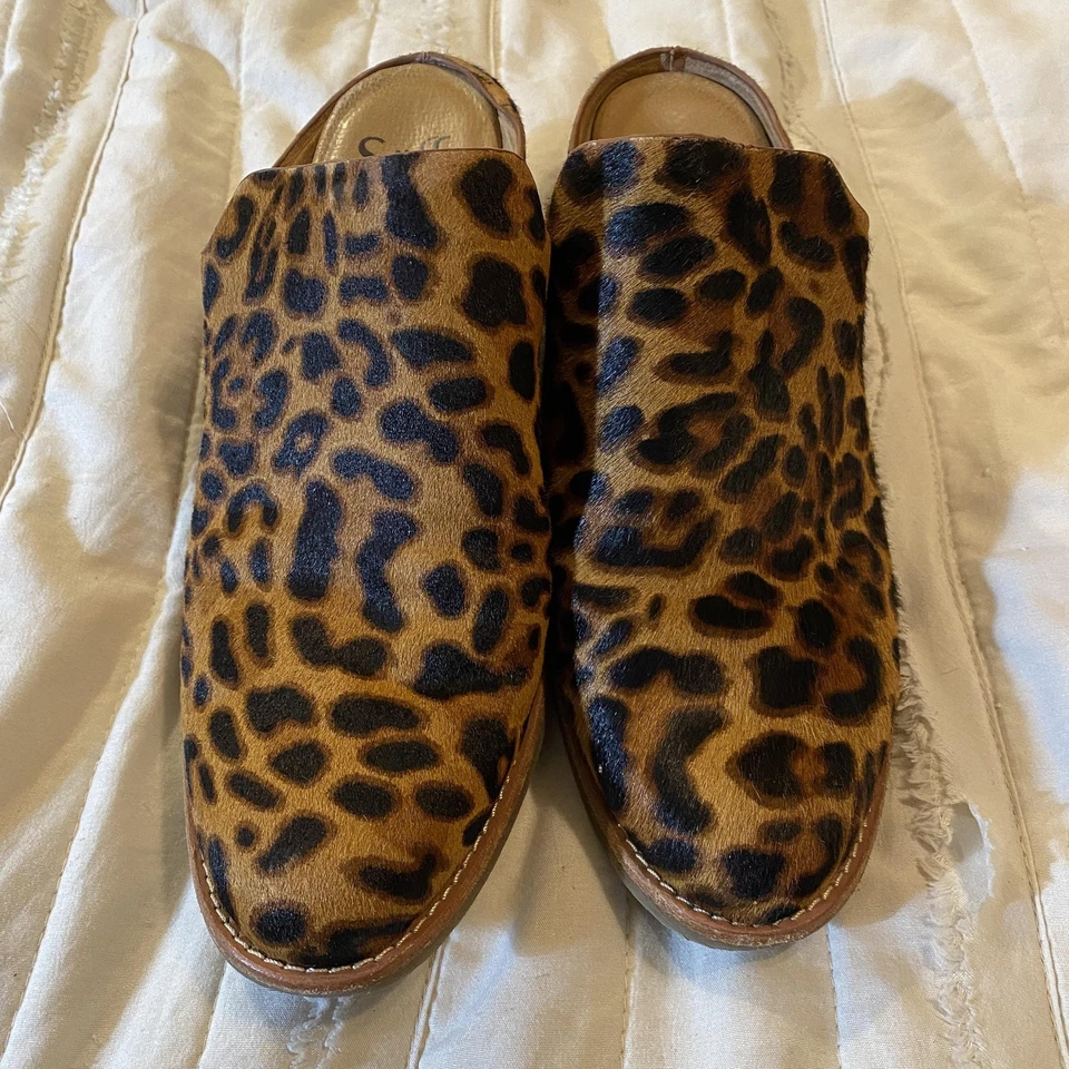 Sofft Shoes Womens Size 9 Leopard Calf Hair Mule Clog Slip On Block Heel Comfort - Image 2 of 4