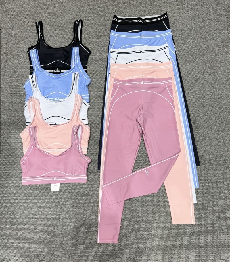 alo ヨガブラ 3色セット NEW AIo Yoga Set Airbrush Heart Throb Bra+High-Waist Legging Suit