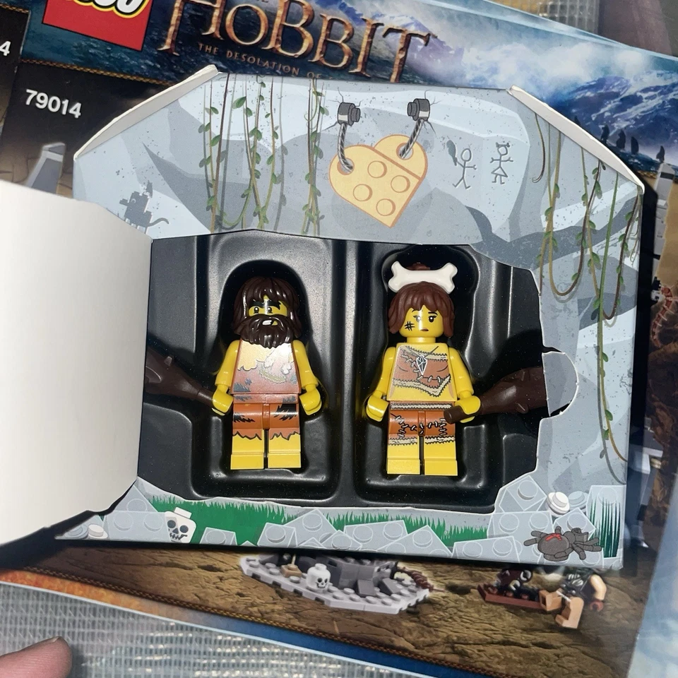 LEGO Promotional: Iconic Cave (5004936) Collectable Minifigures Great Condition, photo 2 of 4
