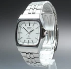 Vintage 1980 Exc+5 Seiko Silver Wave 8221-5020 White 33mm Qz Men's Watch JAPAN