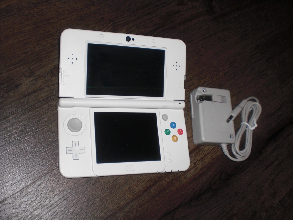 Nintendo New 3DS Super Mario Black Friday Console System Plays 3DS