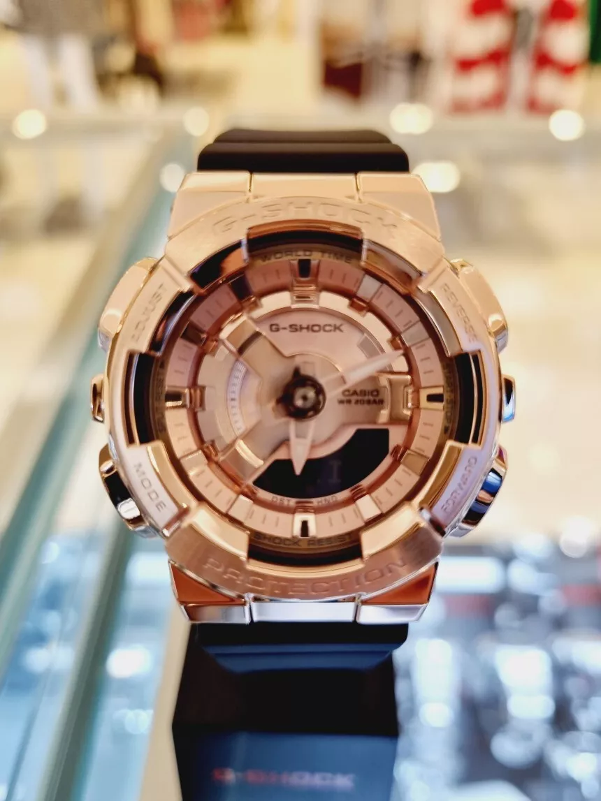 White and rose gold baby on sale g shock