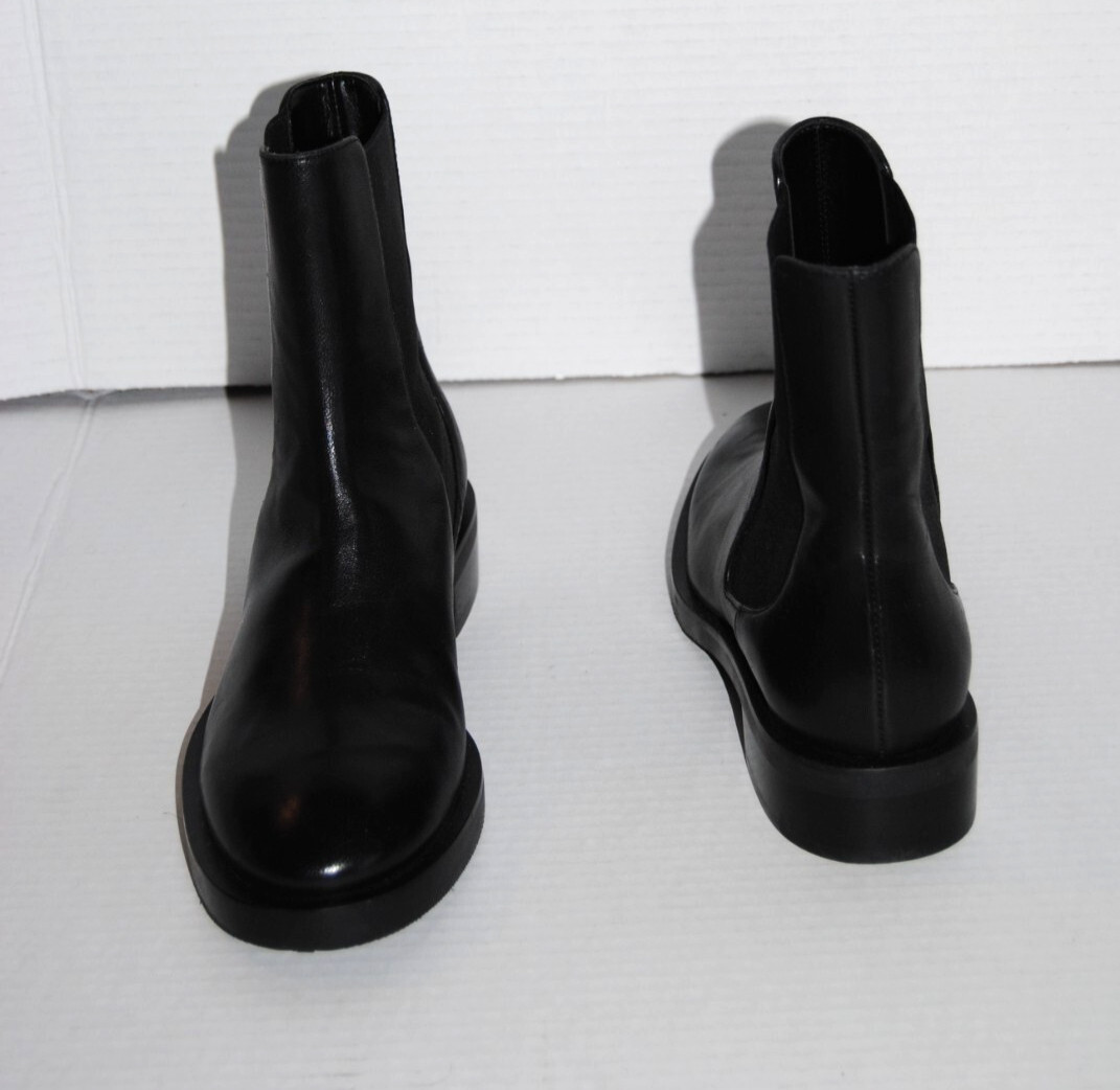 NWOT STUART WEITZMAN CHEALSEA BOOTS BLACK LEATHER WOMEN'S SIZE 6B $595
