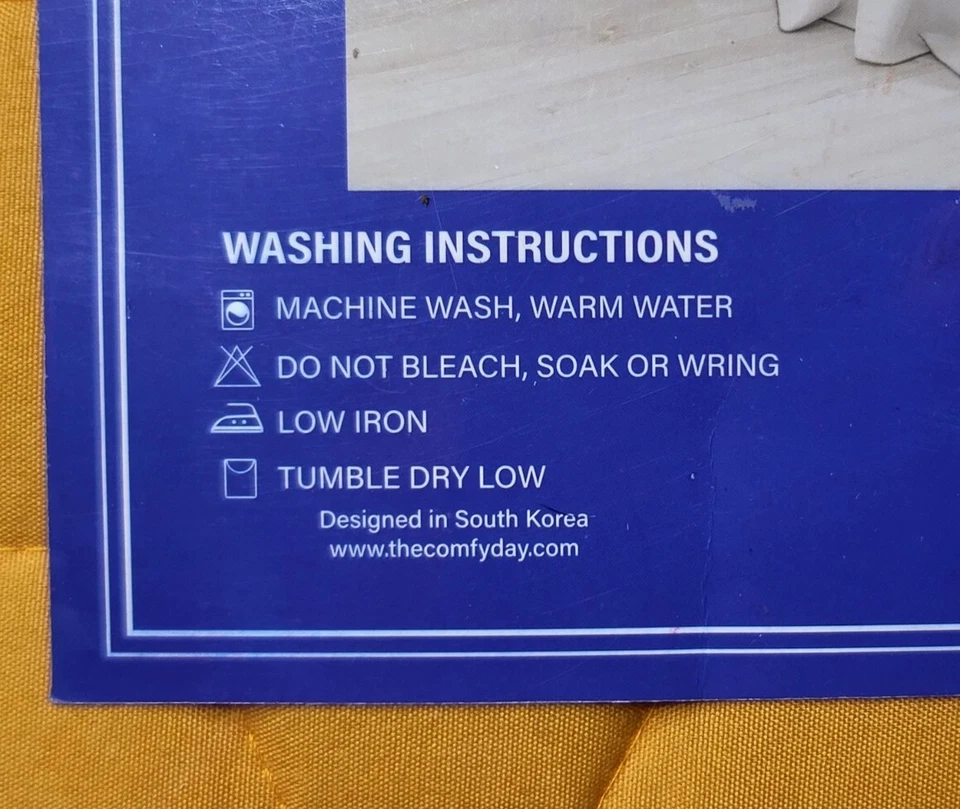 JUEGO DE CAMA KING ACOLCHADO AMARILLO MOSTAZA HEXAGONAL 1 EDREDÓN Y 2 FUNDAS 102” X 88” NUEVO Foto 3 de 4