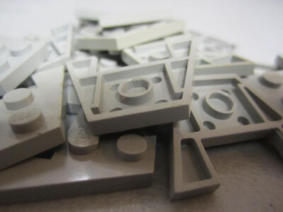 LEGO USED Grey 3x4 Wedge Plate w/Studs (15 Pieces) #28842