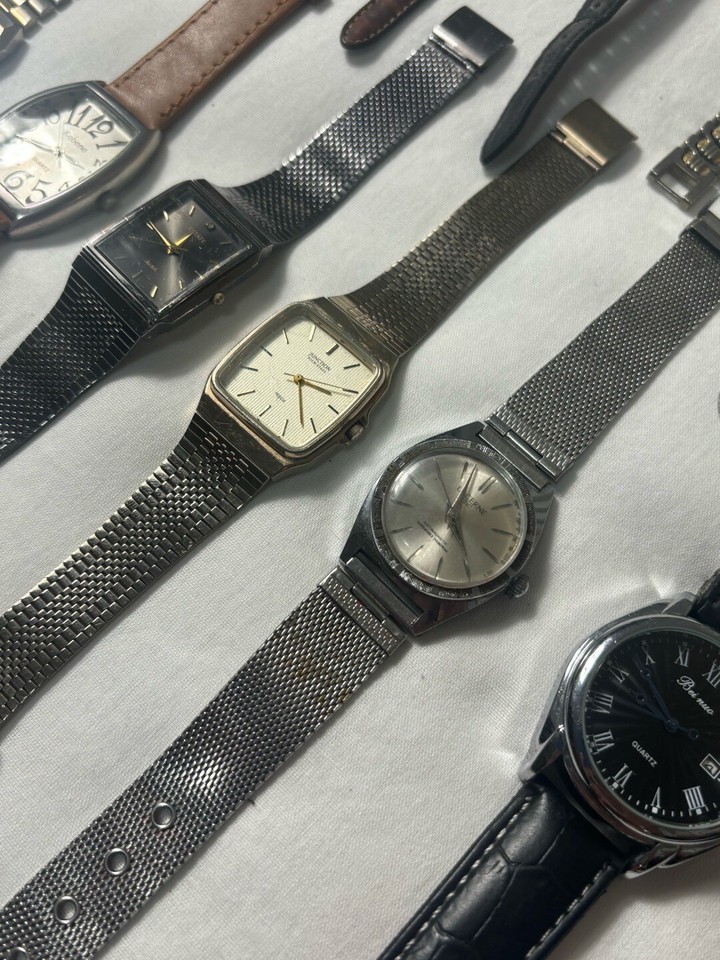 Lot of 37 Junk Watches Casio Alba and Others For Parts or Repair