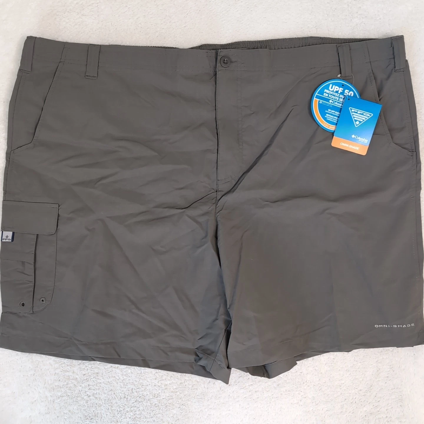 NEW Columbia Cargo Shorts Mens 4X 50"x8" PFG Omni-Shade Dark Gray Nylon Zip Poc
