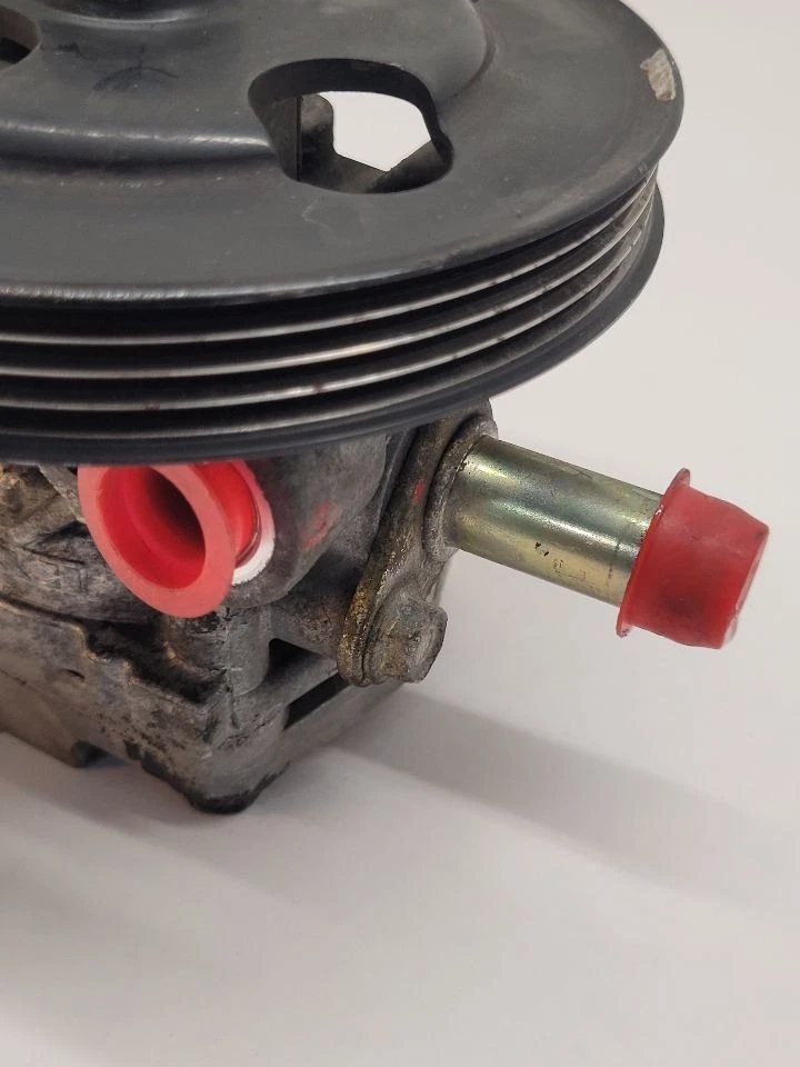 Bomba de dirección asistida Chevrolet Tracker 2001-2004 30025163 01-04 Foto 4 de 4