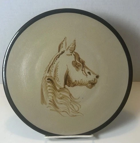 Vintage Louisville Stoneware Kentucky Horse Head 9 5/8” Plate