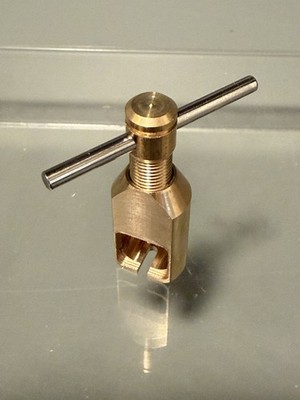 Schaper Stomper And Rough Rider   Pinion Puller   Easily Remove Pinion Gears  